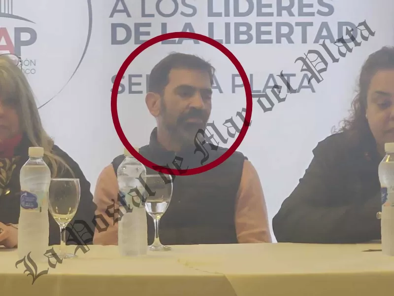 Escándalo libertario en La Plata: Viviana Aguirre se enfrentó con Juan Esteban Osaba y Matías De Urraza en un acto de LLA