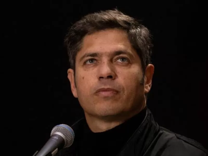 Mientras Axel Kicillof defiende la estructura vigente, educadores alertan por inequidades en las licencias laborales