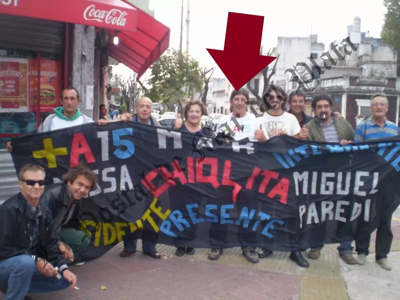 De massista a mileista: Untacle cruzó la cancha en Mar Chiquita y se arrodilló ante Pareja