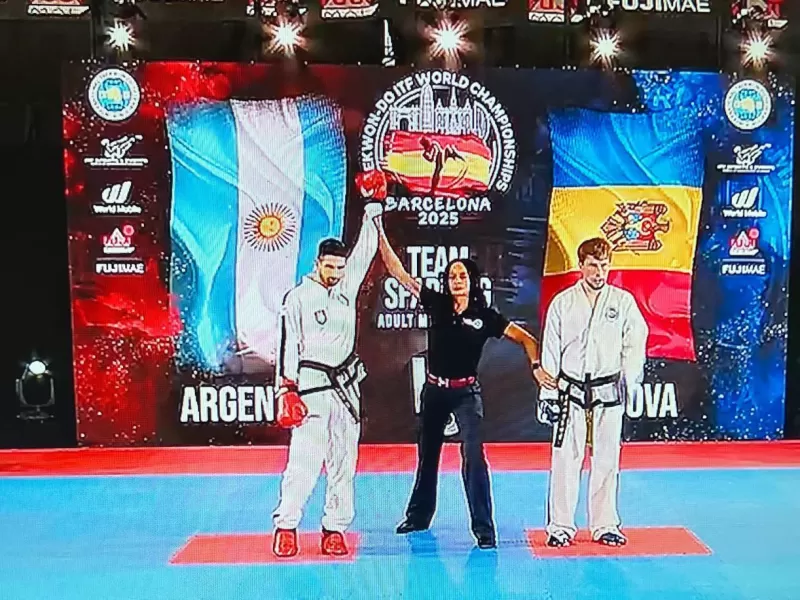 Tomás Maimone campeón mundial de Taekwondo ITF en Barcelona