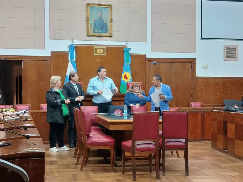 Reconocimiento y apoyo a Juan Manuel López en su última asamblea al frente del Foro de Seguridad de Mar del Plata