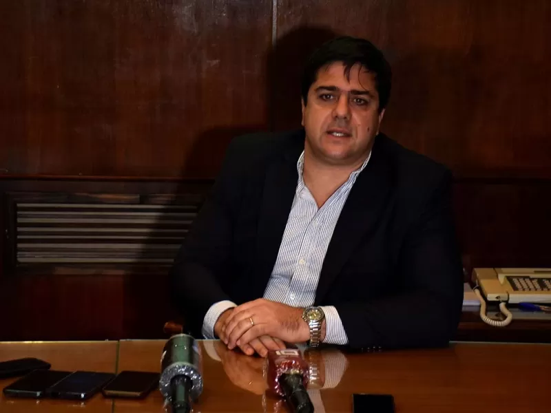 Denuncia anónima en el EMDeR de General Pueyrredon: horas extras retenidas, cargos a dedo y maquinaria en desuso