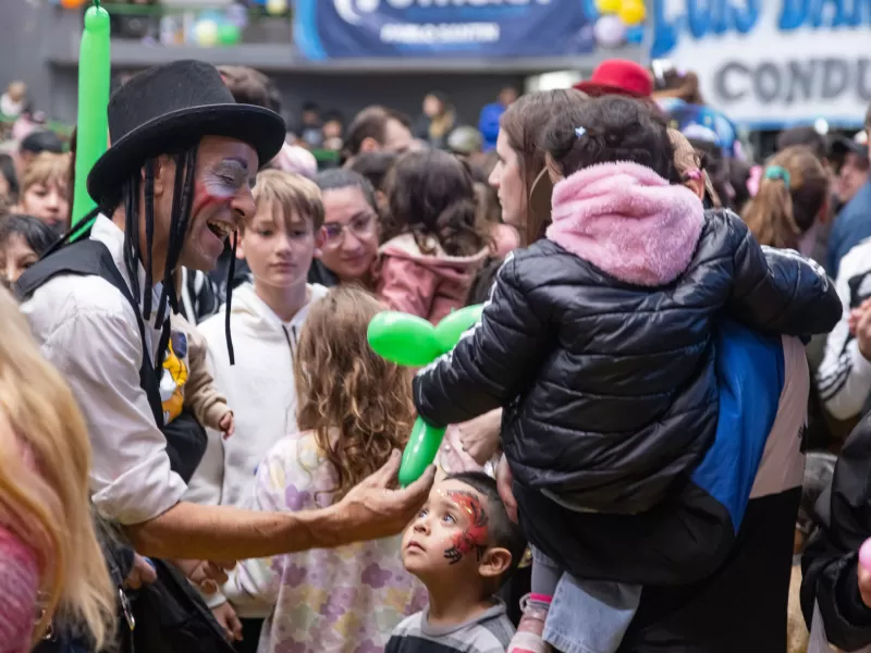Un domingo inolvidable: unas 5 mil personas celebraron el Día de la Niñez junto a UTHGRA Mar del Plata