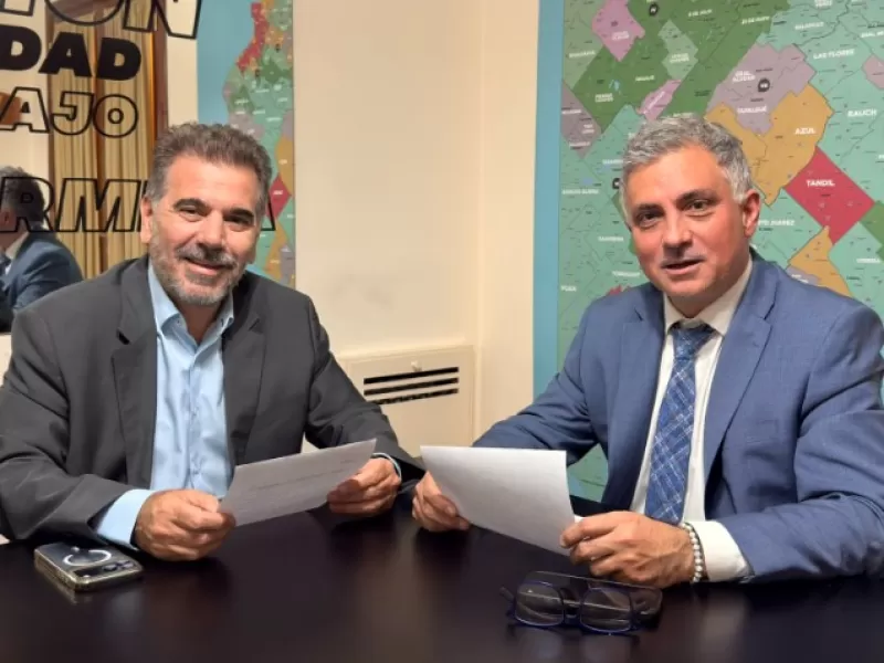 Ritondo y Pareja se reunieron para impulsar dos mandatos por intendente y una Legislatura unicameral en la Provincia