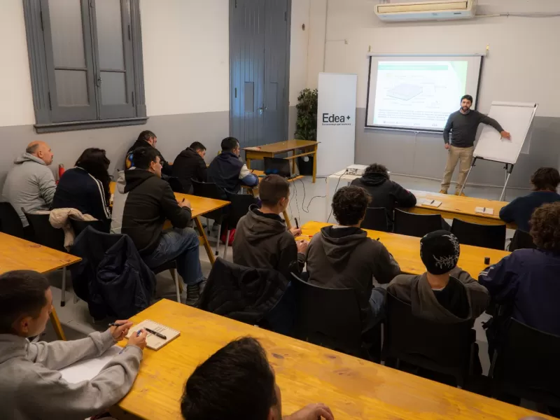 EDEA lanzó un curso gratuito de instalación de paneles solares junto a la UTN