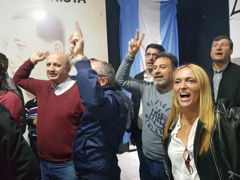 Libertarios de Lanús denuncian "infiltrados" y prácticas clientelistas en La Libertad Avanza