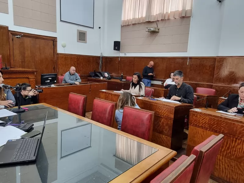 Ambiente, Desarrollo Sostenible y Servicios Sanitarios se reunió en el recinto marplatense con un amplio temario en el orden del día