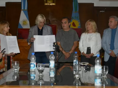 El HCD reconoci&oacute; a 2 artistas: Grasso e Iglesias recibieron la distinci&oacute;n "de inter&eacute;s" por sus trayectorias