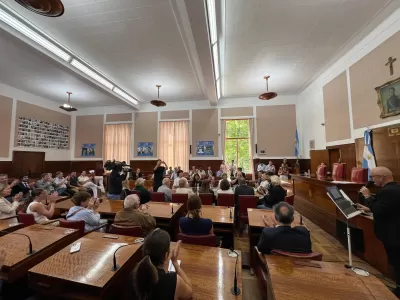 Distinci&oacute;n para 2 periodistas en Mar del Plata que realizaron una actividad de divulgaci&oacute;n acad&eacute;mica en la Base Marambio
