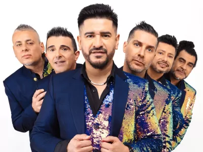 &iexcl;R&aacute;faga inicia su gira mundial!