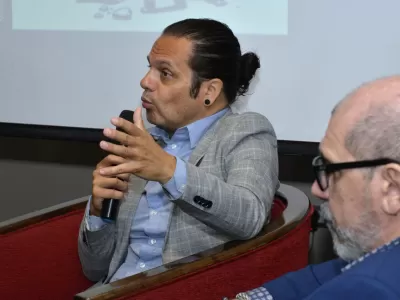 Marcelo Peretta endureci&oacute; su discurso contra la informalidad y cuestion&oacute; el negocio online de f&aacute;rmacos