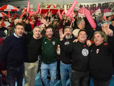 La Agrupación "Mono Burgos" celebra una década de pasión riverplatense en Mar del Plata