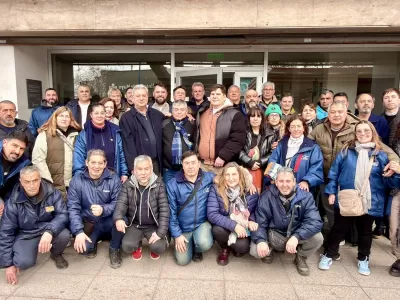Los gremios le torcieron el brazo a Toledo: la empresa pagar&aacute; el 60 por ciento que todav&iacute;a deb&iacute;a de los salarios