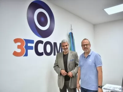 Avanza la candidatura de Daniel Neira en Merlo y crecen los cuestionamientos a referentes de Pareja