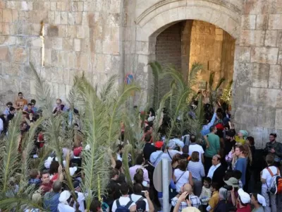 Israel impide a miles de palestinos participar en fiesta cristiana