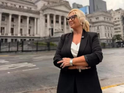 Gaby Azcoit&iacute;a llev&oacute; propuestas sobre salud mental a Diputados y se reuni&oacute; con Karina Banfi