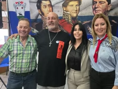 Santiago Cúneo finaliza su campaña con un acto contra la corrupción y los privilegios