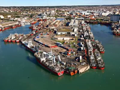 Mar del Plata vuelve a discutir el impacto de las harineras tras una denuncia que exige estudios sobre cadmio y plomo