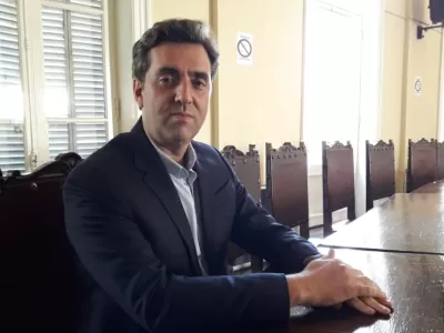 En Luján cuestionan la lujosa obra que impulsa Leonardo Boto en un barrio privado