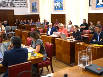 Cardoso respald&oacute; regular las apps y pidi&oacute; que el Estado deje de mirar para otro lado