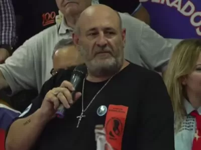 Santiago Cúneo acusó a Milei de “gobernar para los ricos” y advirtió que “no hay patria libre con hambre”