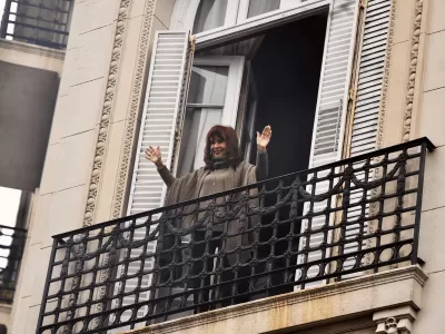 Preocupaci&oacute;n en el kirchnerismo por el estado an&iacute;mico de Cristina Kirchner: organizan visitas para acompa&ntilde;arla