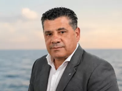 Walter Eiguren lanz&oacute; su primer libro mientras el Partido Moderado empieza a moverse de cara a las pr&oacute;ximas elecciones