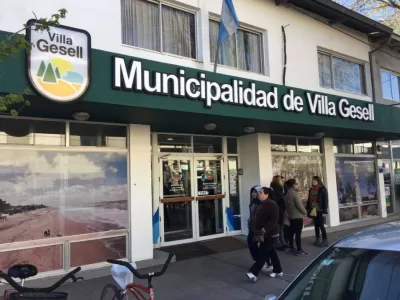En medio de reclamos salariales, Villa Gesell suma otra crisis por el manejo de partidas p&uacute;blicas