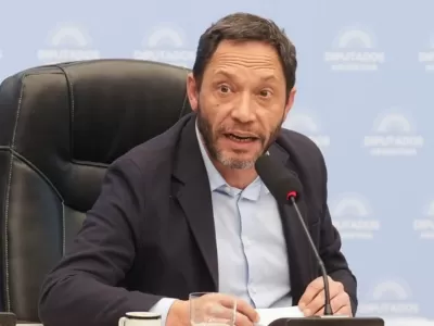 Maxi Ferraro busca despegarse de Carri&oacute; y construir una oposici&oacute;n propia frente a Javier Milei