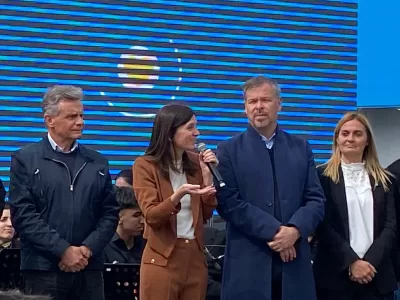 Esc&aacute;ndalo en el Puerto: denuncian gasto de 120 mil d&oacute;lares para la campa&ntilde;a de Fuerza Patria y apuntan contra La C&aacute;mpora