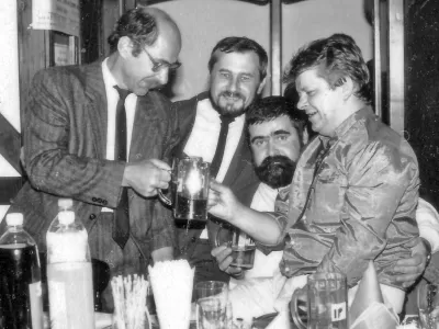 El fen&oacute;meno del Partido de los Amantes de la Cerveza en Polonia: del humor televisivo a las bancas del Sejm