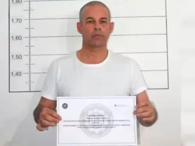 Mameluco azul y silencio vigilado: la ca&iacute;da de "Fred" Machado y su rutina tras las rejas en Estados Unidos