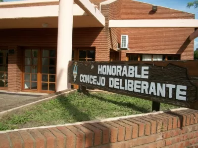 Vivas y concejales de Somos UCR exigen explicaciones por el estado de los corralones de Villa Gesell