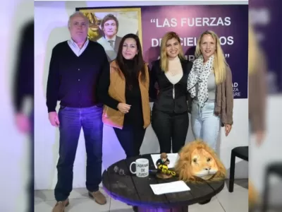 Duras críticas a la libertaria Ángela Ríos por una charla en Tigre con conceptos erróneos sobre discapacidad