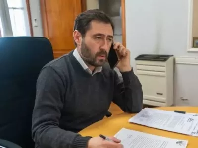 R&iacute;o Negro: la pelea por el municipio de Allen se endurece y Rom&aacute;n enfrenta una revocatoria en marcha