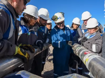 Legisladores nacionales visitaron Vaca Muerta y respaldaron el desarrollo energ&eacute;tico que impulsa Javier Milei