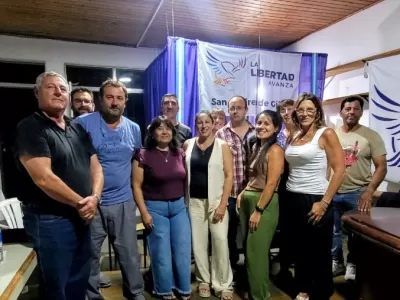 Augusto Bianchi queda en la mira en San Andr&eacute;s de Giles por sus reuniones con La C&aacute;mpora y el intendente Gesualdi
