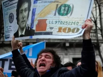 Restricción a la compra de dólares en efectivo: ¿Un nuevo "Corralito"?