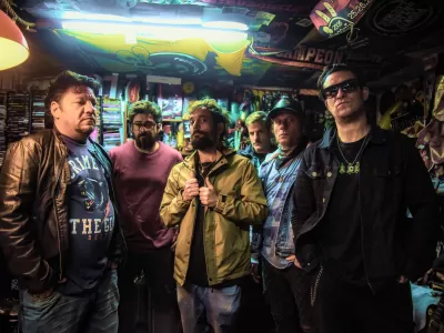 Cielo Razzo presentó "El día fuera del tiempo" en La Plata