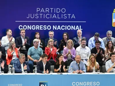 El PJ hace catarsis sin jefes y al borde de la implosión