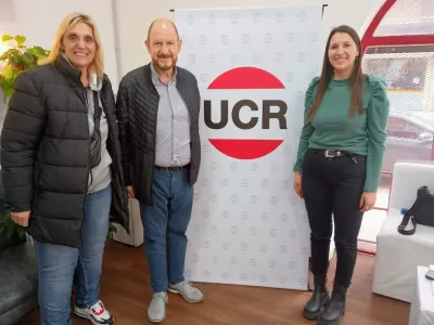 "Tato" Serebrisnky señaló que la UCR marplatense "tiene que apostar a un futuro con total desarrollo"