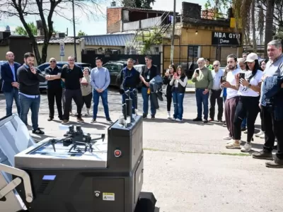 Malvinas Argentinas incorpor&oacute; drones de seguridad y Nardini habilit&oacute; un espacio para denunciar delitos sin salir de Sourdeaux