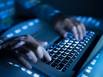 CASEL advirti&oacute; que c&aacute;maras y alarmas mal configuradas pueden transformarse en puertas de entrada para ataques inform&aacute;ticos