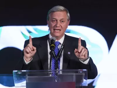 Kast resalt&oacute; su gira europea y reuniones con l&iacute;deres conservadores