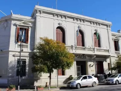 Río Negro, entre el desgaste político y la pérdida de rumbo de Weretilneck