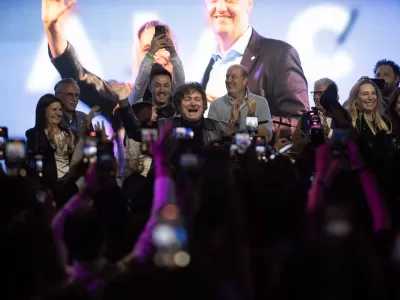 Santilli sorprendió en provincia de Buenos Aires y le entregó la victoria a La Libertad Avanza