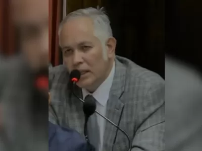 Aguilera cuestiona que Mor&oacute;n cierre un espacio p&uacute;blico para un show gratuito con cupos e inscripci&oacute;n obligatoria