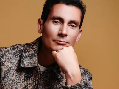 Barek vuelve a la m&uacute;sica con una nueva versi&oacute;n de &ldquo;Dale la vuelta&rdquo; y sonido afrobeat