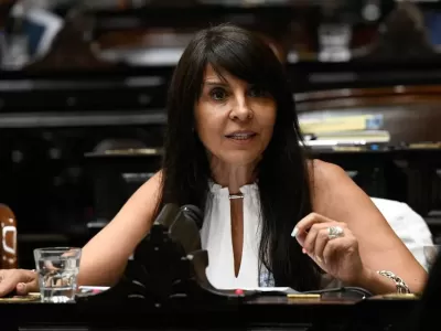 El refugio parlamentario de Lorena Villaverde en medio del escándalo