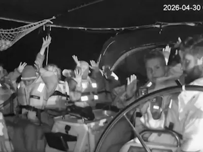 Denuncian el secuestro de una flotilla humanitaria con presencia argentina en aguas de Grecia